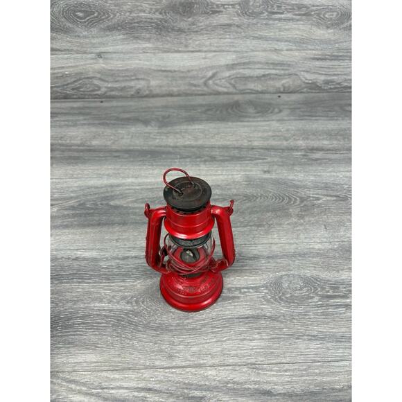 Vintage Winged Wheel Lantern No. 400 (Made in Japan) Kerosene Oil Lamp - Picture 2 of 8